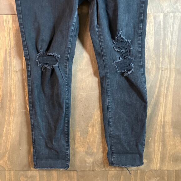 Aeropostale Womens Jeans Black Curvy High Rise Distressed Jegging Stretch 12R - Picture 3 of 15
